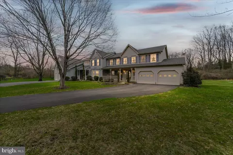 203 Balmoral Cir, Chadds Ford, PA 19317