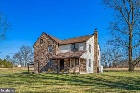 527 Bethel Church Rd, Spring City, PA 19475