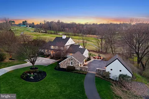 100 Pyles Mountain Ln, Avondale, PA 19311