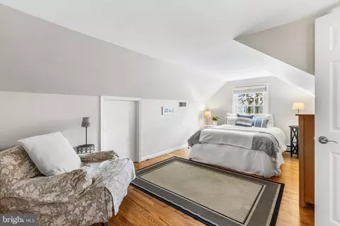 Bedroom - 220 S Valley Forge Rd, Devon, PA 19333 photo 4 of 7