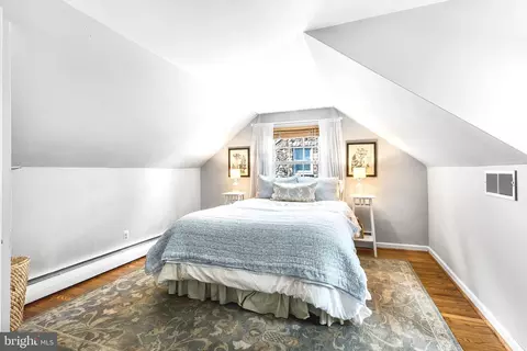 Bedroom - 220 S Valley Forge Rd, Devon, PA 19333 photo 6 of 7