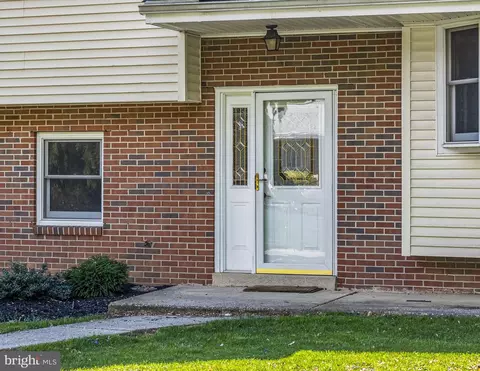 Entry Way - 304 Crump Rd, Exton, PA 19341 photo 1 of 3