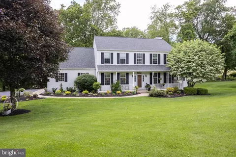 50 Knoll Rd, Coatesville, PA 19320