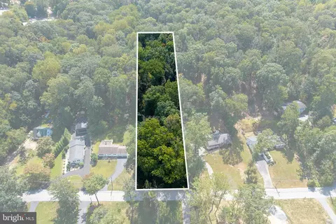 72 Spring Rd, Malvern, PA 19355