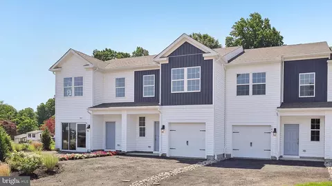 236 Derby Dr, Coatesville, PA 19320