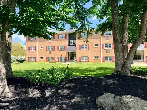 335 E Lancaster Ave #E-5, Downingtown, PA 19335