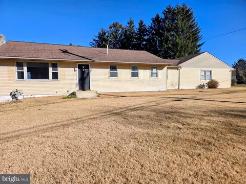 2011 E Kings Hwy, Coatesville, PA 19320