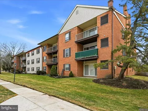 Other - 421 Drummers Ln #421, Wayne, PA 19087 photo 1 of 8