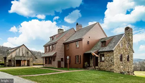 202 Privet Ln, Elverson, PA 19520