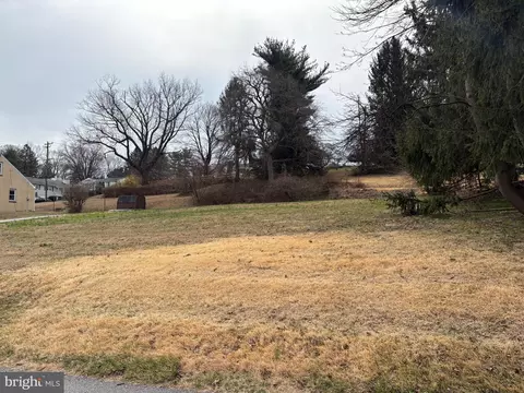 1630 Oak St, Coatesville, PA 19320