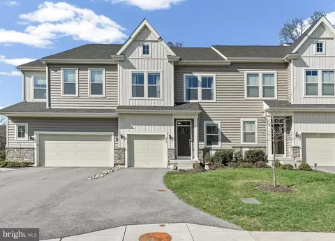292 Kestrel Ct, Kennett Square, PA 19348