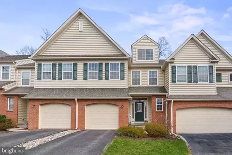 296 Deepdale Dr, Kennett Square, PA 19348