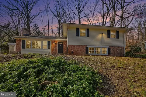 542 Upper Weadley Rd, Wayne, PA 19087