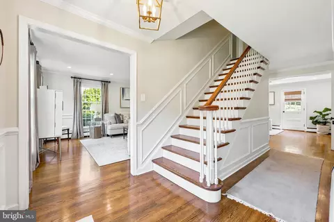 Entry Way - 566 Upper Weadley Rd, Wayne, PA 19087 photo 1 of 6