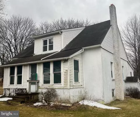 2130 Gap Newport Pike, Cochranville, PA 19330