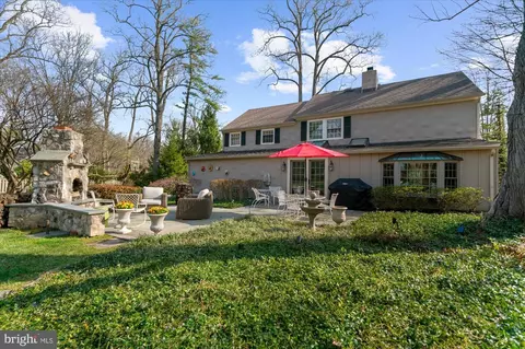 Exterior - 322 Devon State Rd, Devon, PA 19333 photo 7 of 11