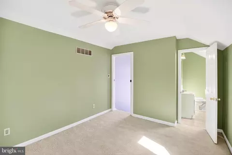 Bedroom - 274 Fox Run, Exton, PA 19341 photo 2 of 2