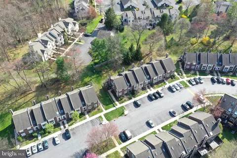 View/Area - 274 Fox Run, Exton, PA 19341 photo 1 of 3