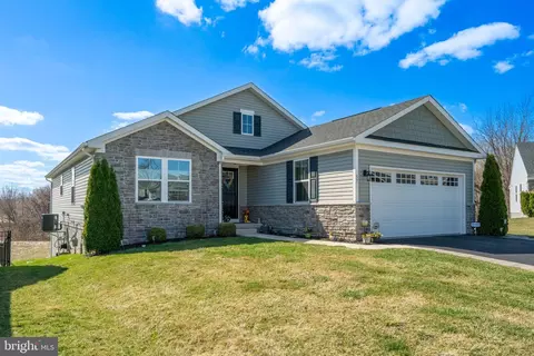 57 Shoemaker St, Coatesville, PA 19320
