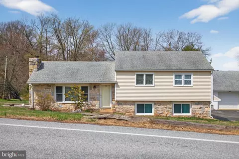 1279 Sheep Hill Rd, Pottstown, PA 19465