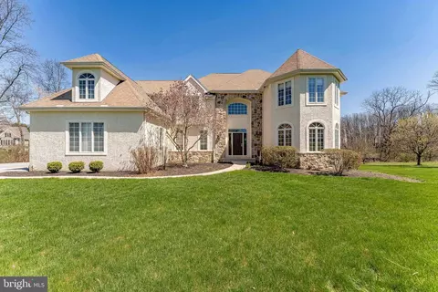 26 Millstone Ln, Pottstown, PA 19465