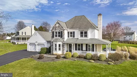 244 Shore Line Dr, Honey Brook, PA 19344