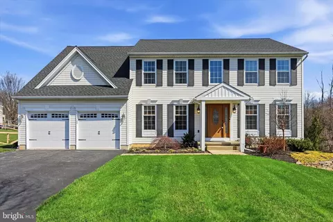 140 Durham Dr, Coatesville, PA 19320