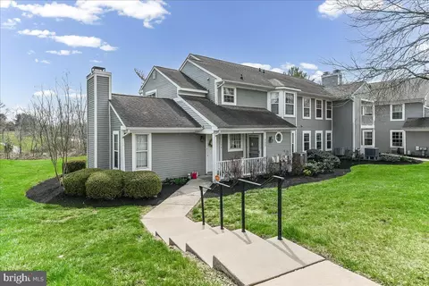 732 Bradford Ter, West Chester, PA 19382