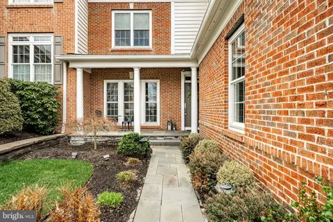 313 S Caldwell Cir, Downingtown, PA 19335