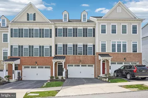 833 Stonecliffe Rd, Malvern, PA 19355