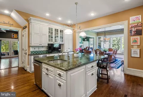 Kitchen - 312 S Waterloo Rd, Devon, PA 19333 photo 1 of 4
