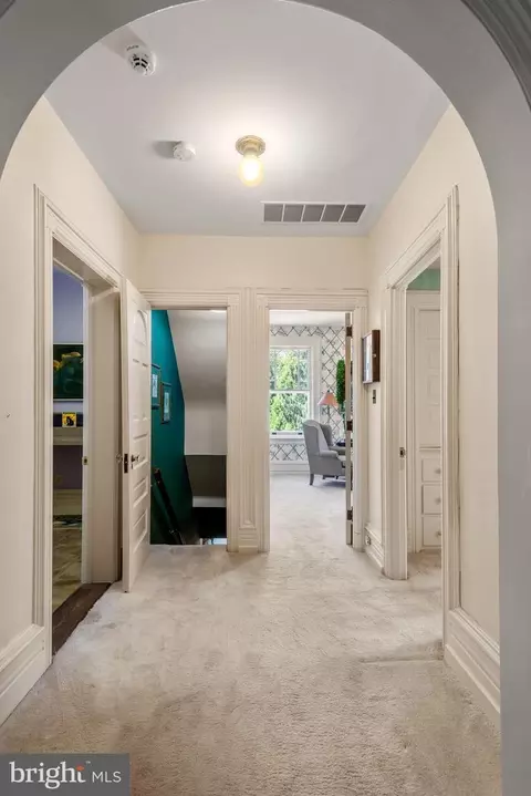 Entry Way - 312 S Waterloo Rd, Devon, PA 19333 photo 12 of 15