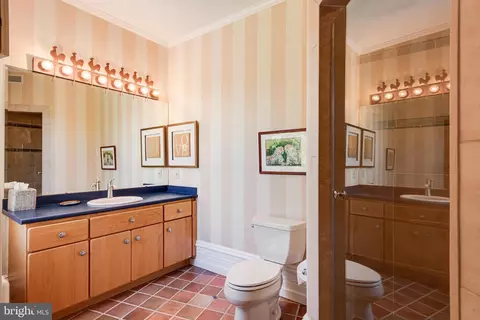 Bath - 312 S Waterloo Rd, Devon, PA 19333 photo 3 of 7
