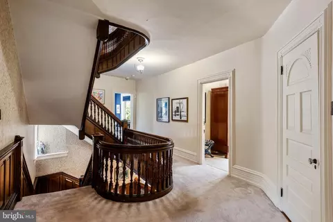 Entry Way - 312 S Waterloo Rd, Devon, PA 19333 photo 11 of 15