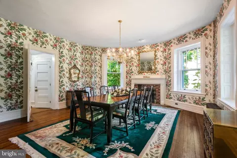 Dining - 312 S Waterloo Rd, Devon, PA 19333 photo 2 of 6