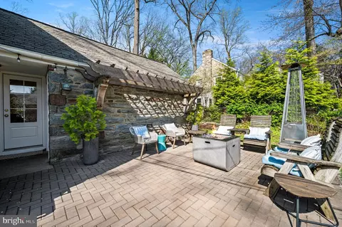 Exterior - 2 Briar Rd, Wayne, PA 19087 photo 5 of 7