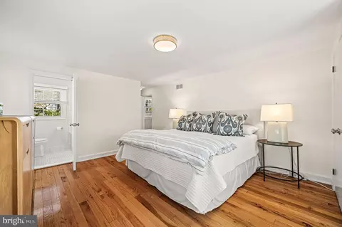 Bedroom - 2 Briar Rd, Wayne, PA 19087 photo 2 of 6