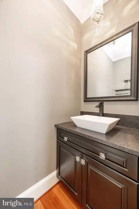 Bath - 3 Hunter Dr, Glenmoore, PA 19343 photo 1 of 3
