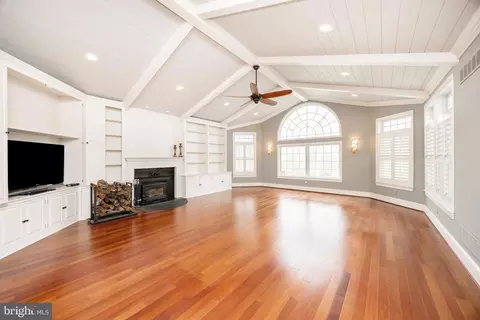 Living - 3 Hunter Dr, Glenmoore, PA 19343 photo 2 of 6
