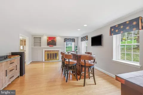 Dining - 329 Devonshire Rd, Devon, PA 19333 photo 2 of 5