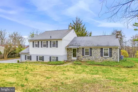 Exterior - 329 Devonshire Rd, Devon, PA 19333 photo 2 of 5