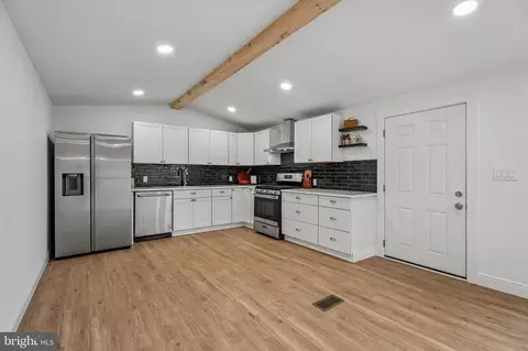 857 Buttonwood Ave, Spring City, PA 19475