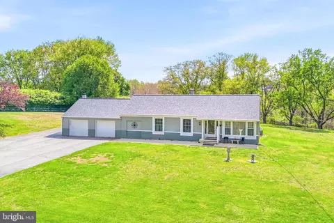 903 Old Forge Rd, Oxford, PA 19363