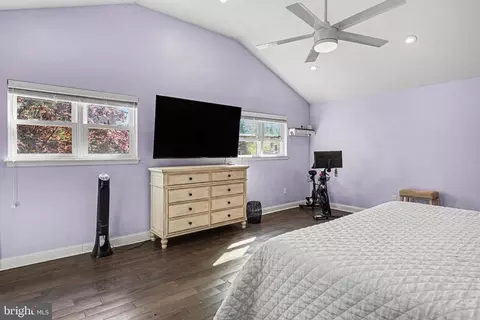 Bedroom - 443 Woodcrest Rd, Wayne, PA 19087 photo 8 of 8