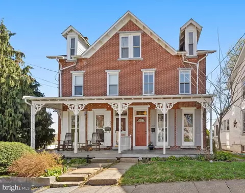 254 Chestnut St, Spring City, PA 19475