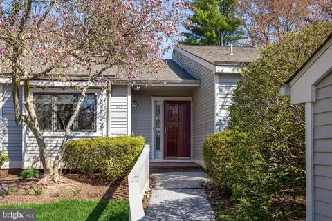 713 Inverness Dr, West Chester, PA 19380