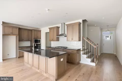 14 Tullow Hill Dr, Kennett Square, PA 19348