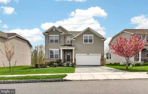 80 Tucker Dr, Downingtown, PA 19335