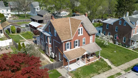View/Area - 321 Walnut St, Spring City, PA 19475 photo 2 of 2