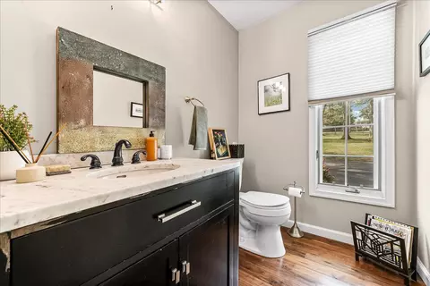 Bath - 623 S Waterloo Rd, Devon, PA 19333 photo 2 of 3
